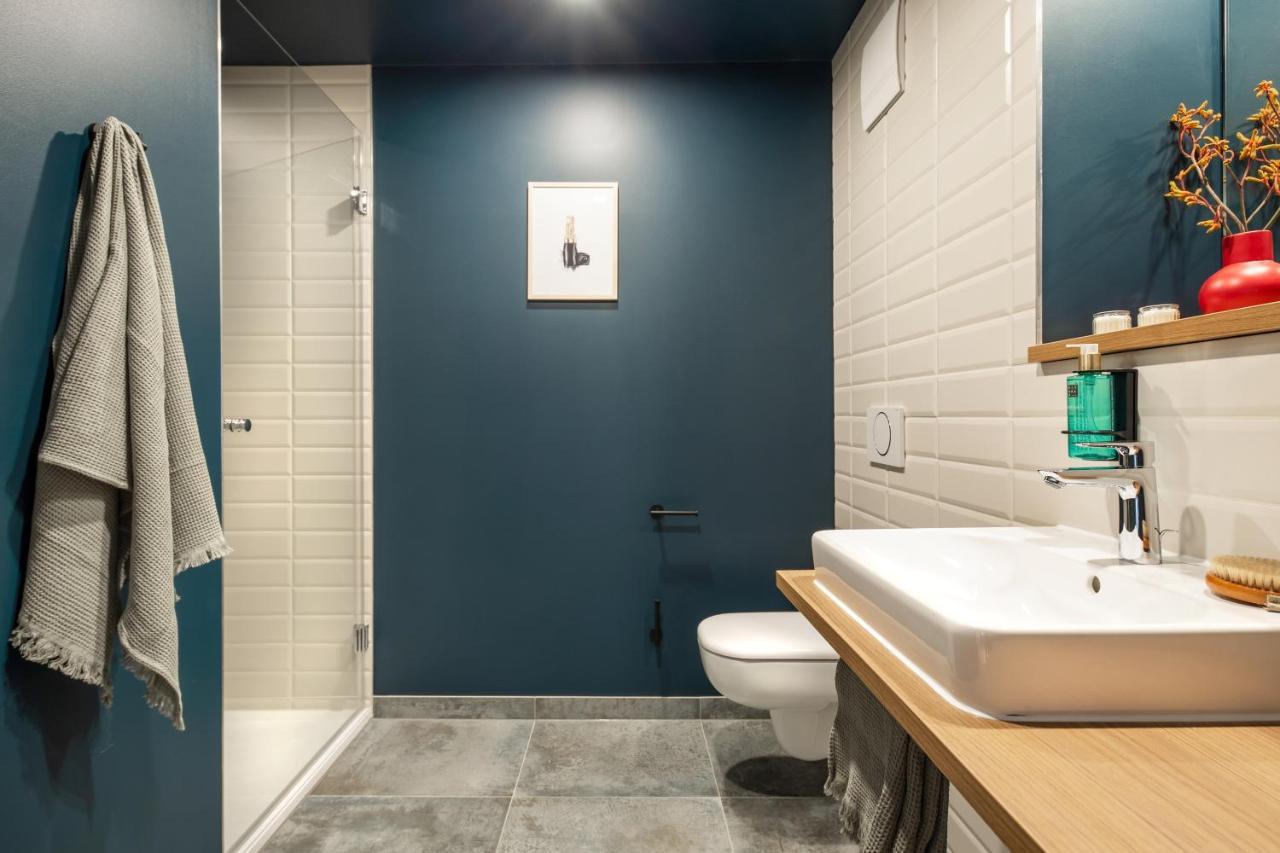 Ipartment Berlin Airport Hotel 4*